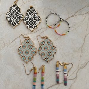 EARRING BUNDLE 5 PAIRS ( all brand new)